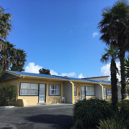 Raglan Palm Beach Motel מראה חיצוני תמונה